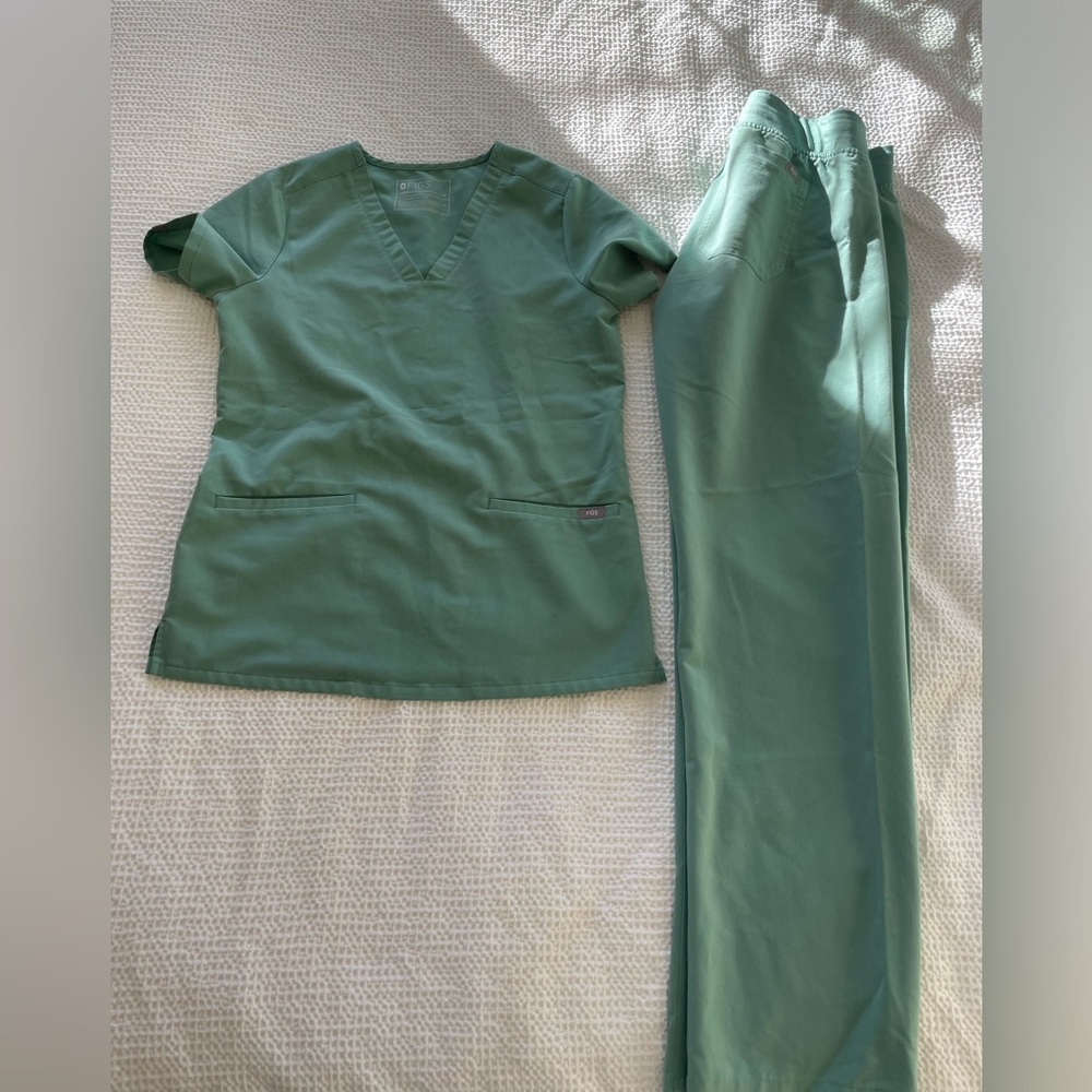 Figs Teal Scrub Set